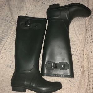 Hunter green rain boots